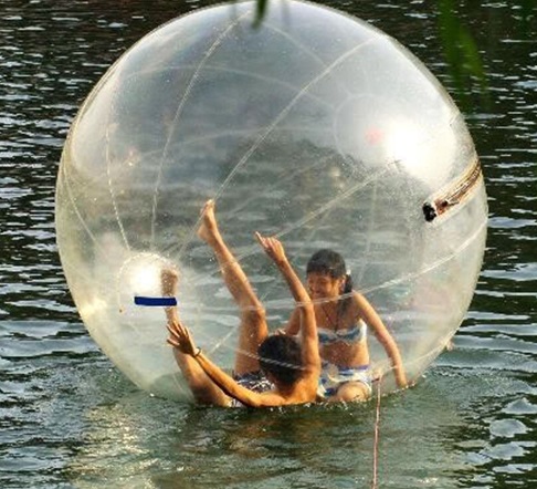 Hot 2m Water Walking Roll Ball