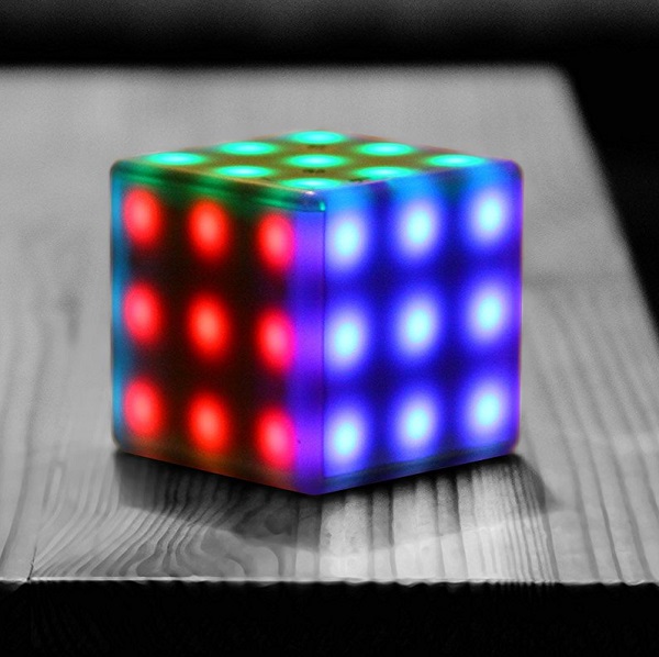 Rubik’s Futuro Cube