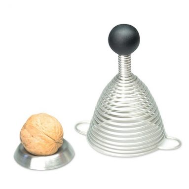 Nutcracker with Spiral Spring