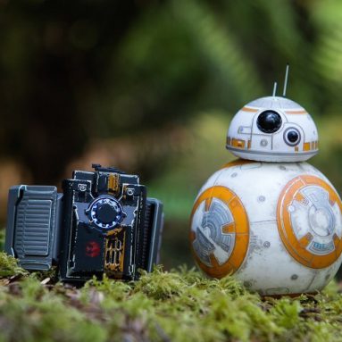 BB-8 Robot with Star Wars Force Band