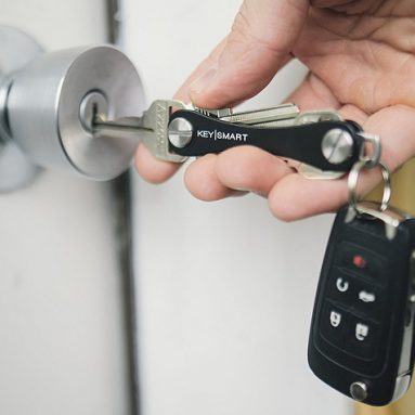Compact Key Holder and Keychain Organizer