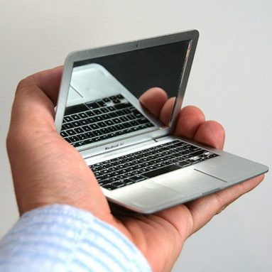 Macbook Mirror